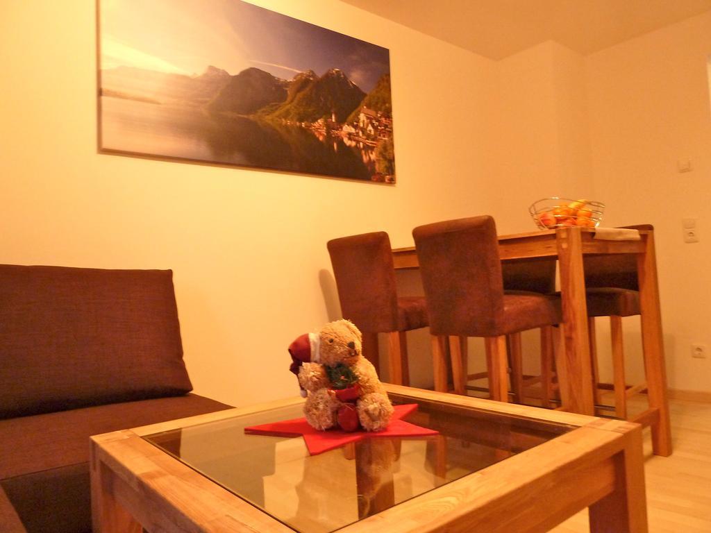 Haus Salzberg Daire Hallstatt Oda fotoğraf